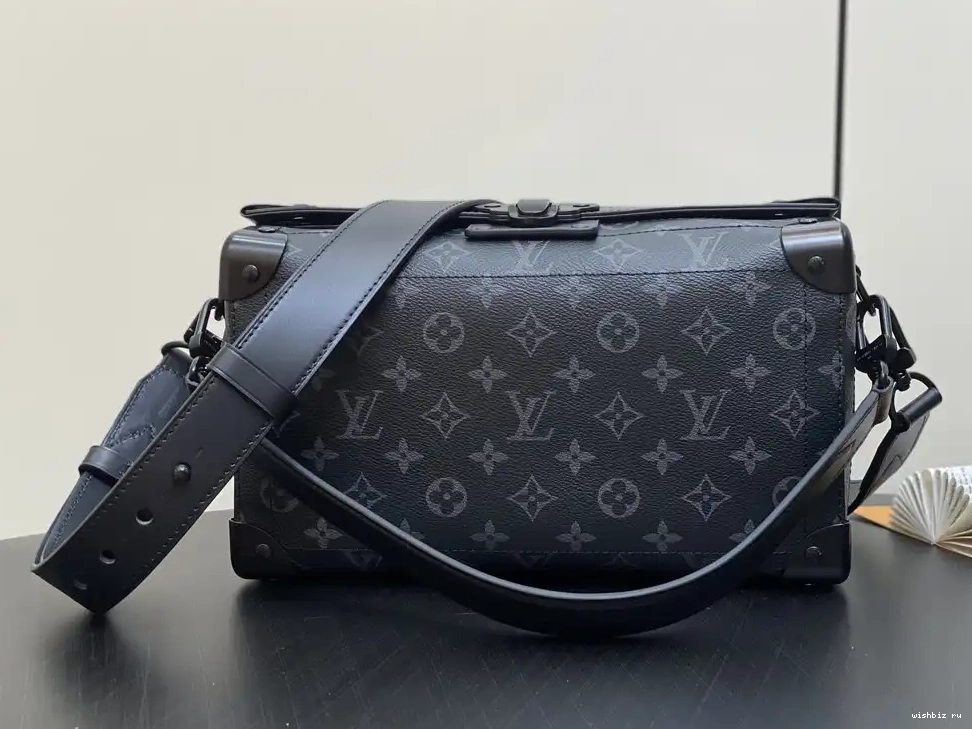 WIS East LOUIS VUITTON West-29*17.5*10CM Trunk Soul 0705